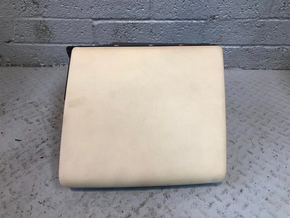 Range Rover L322 Glove Box In Parchment Pre-Facelift 2002 To 2006 L16125 1