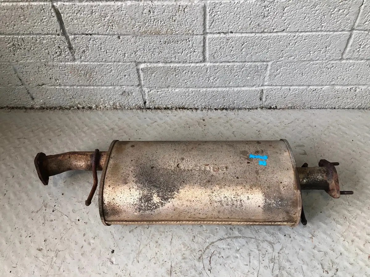 Discovery 2 Exhaust Centre Silencer Middle Section Britpart Land Rover R19026 1