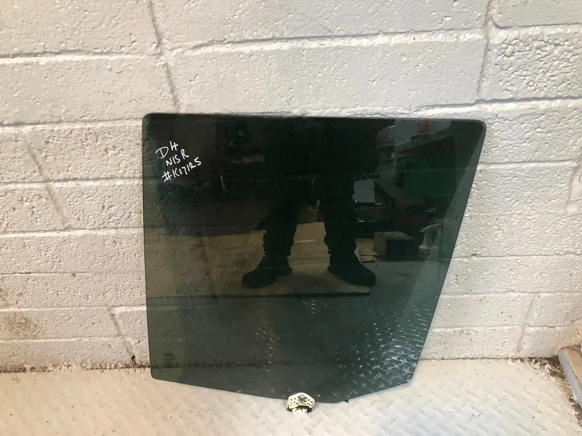 Discovery 4 Glass Rear Door Window Near Side Land Rover 2009 To 2016 Tinted 1