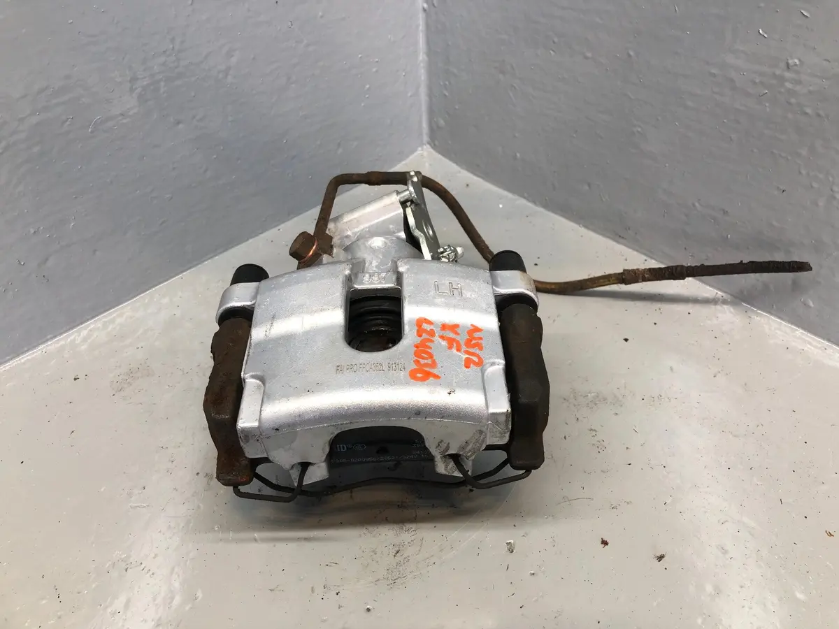 Jaguar Xf Rear Caliper Near Side Left X250 2008 - 2015 1
