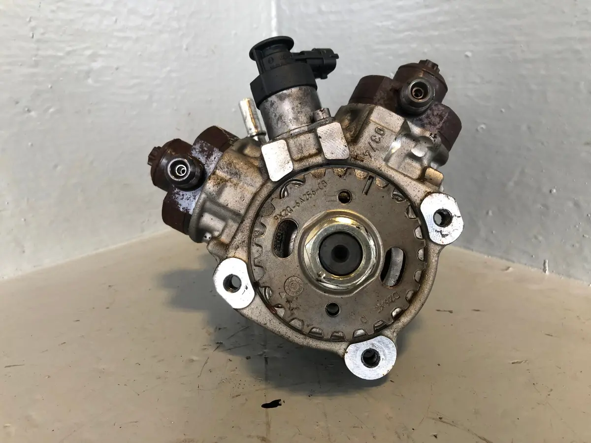 Range Rover L405 Bosch Injector Fuel Pump High Pressure 3.0 Tdv6 Ah2q9b395ad 1