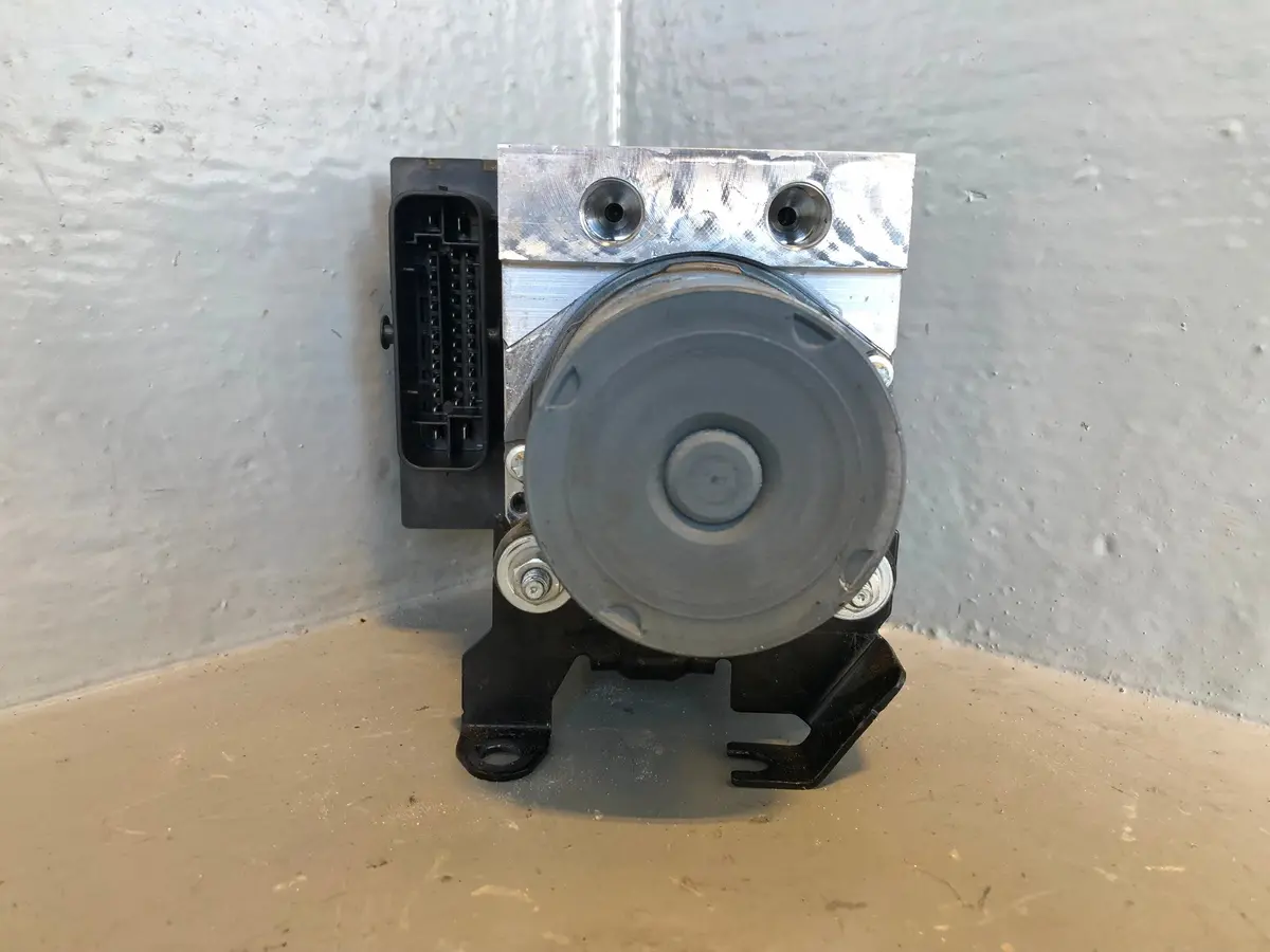 Discovery 4 Abs Brake Module Pump Fh22-2C405-Ad Land Rover 2014 To 2016 1