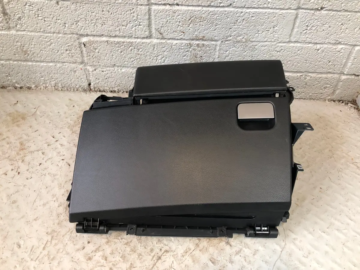 Range Rover Sport Glove Box Complete Upper And Lower Black 2005 To 2009 1