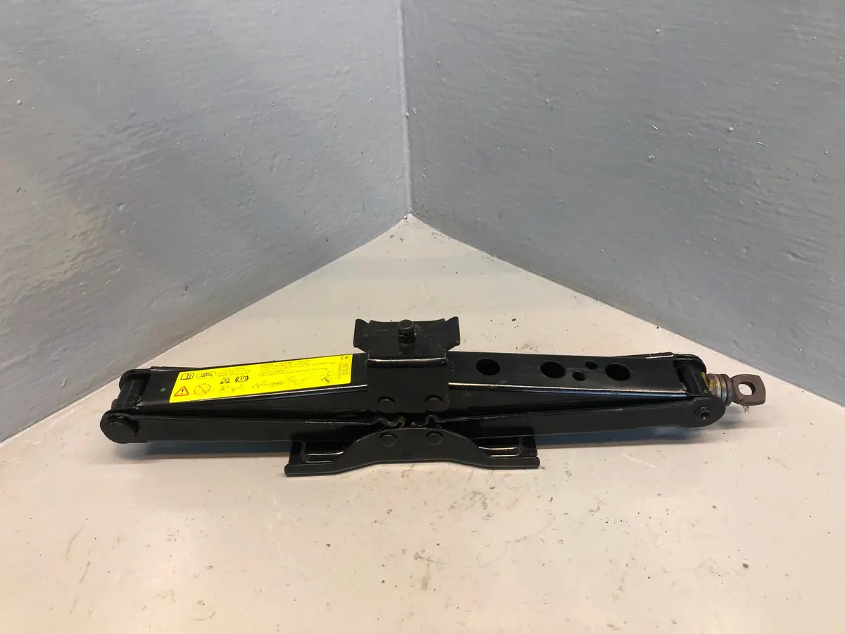 Scissor Jack 5H32-17080-Bc Land Rover Discovery 4 Range Rover Sport 2009 To 2014 1