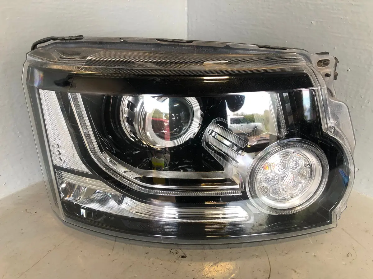 Discovery 4 Headlight Off Side Xenon Eh22-13W029-Dd Land Rover 2014 To 2016 1