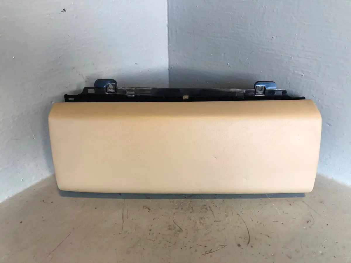 Range Rover L405 Glove Box Upper Dashboard In Almond 2013 To 2017 L18085 1