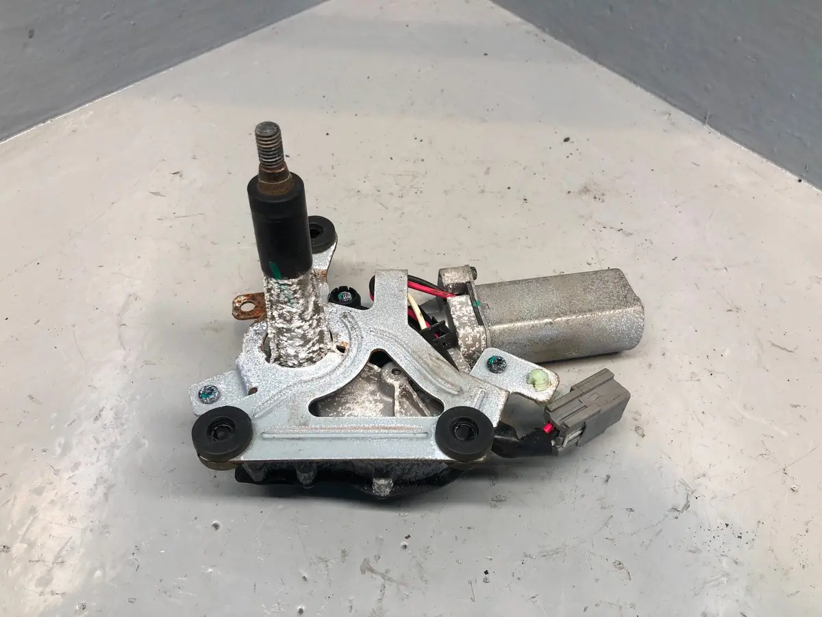 Discovery 4 Rear Wiper Motor Land Rover Ch32-17C421-Bb Land Rover 2009 To 2014 1