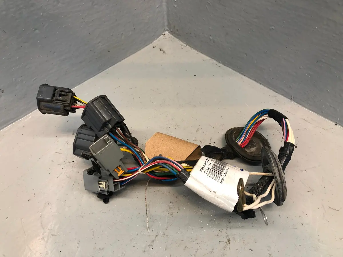 Discovery 4 Trailer Wiring Loom Towing Ah22-15R555-Ac Land Rover 2009 To 2016 1