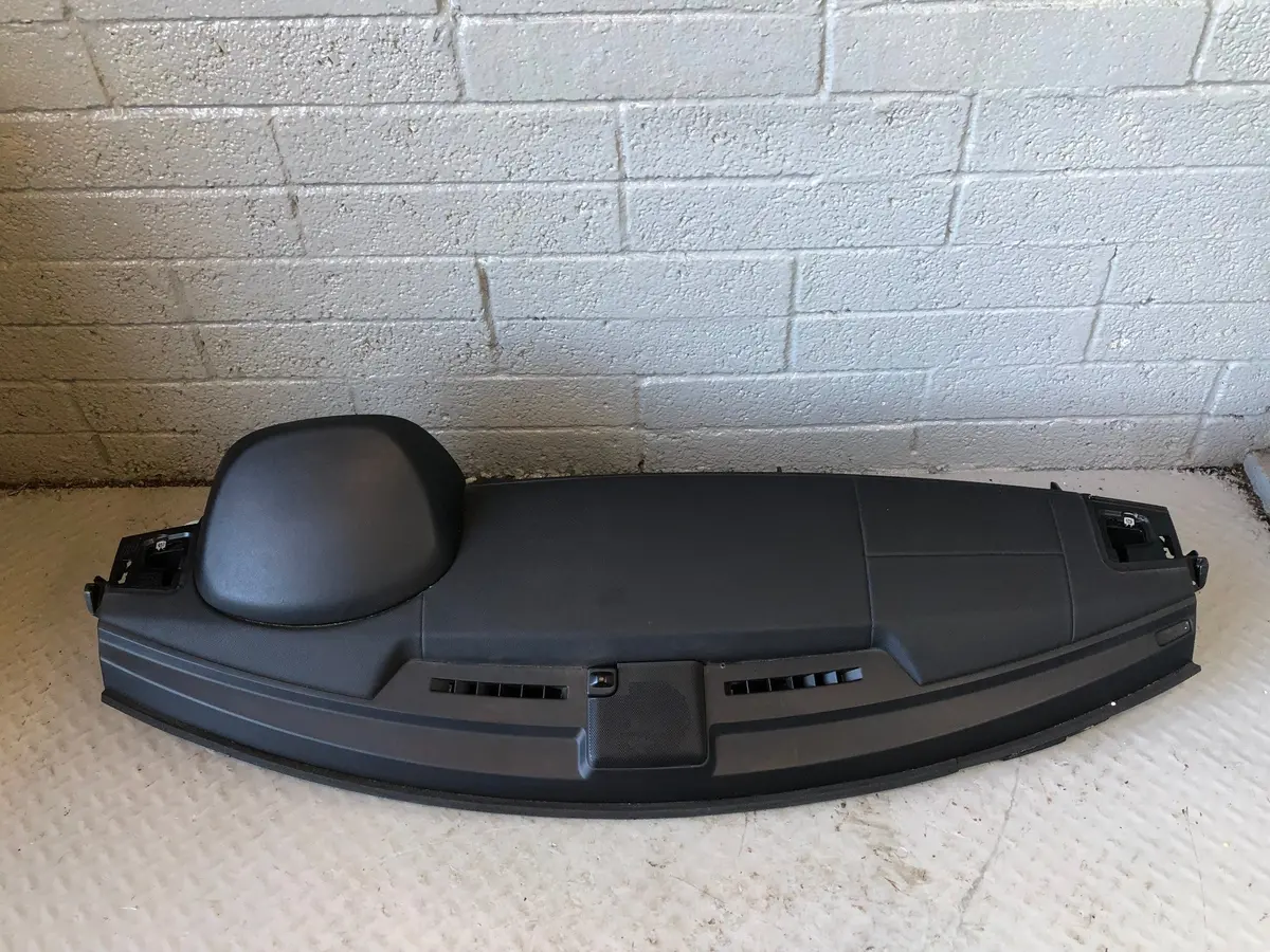 Range Rover Sport Dashboard For Sat Nav Vehicles Black L320 2009 To 2013 L31036 1
