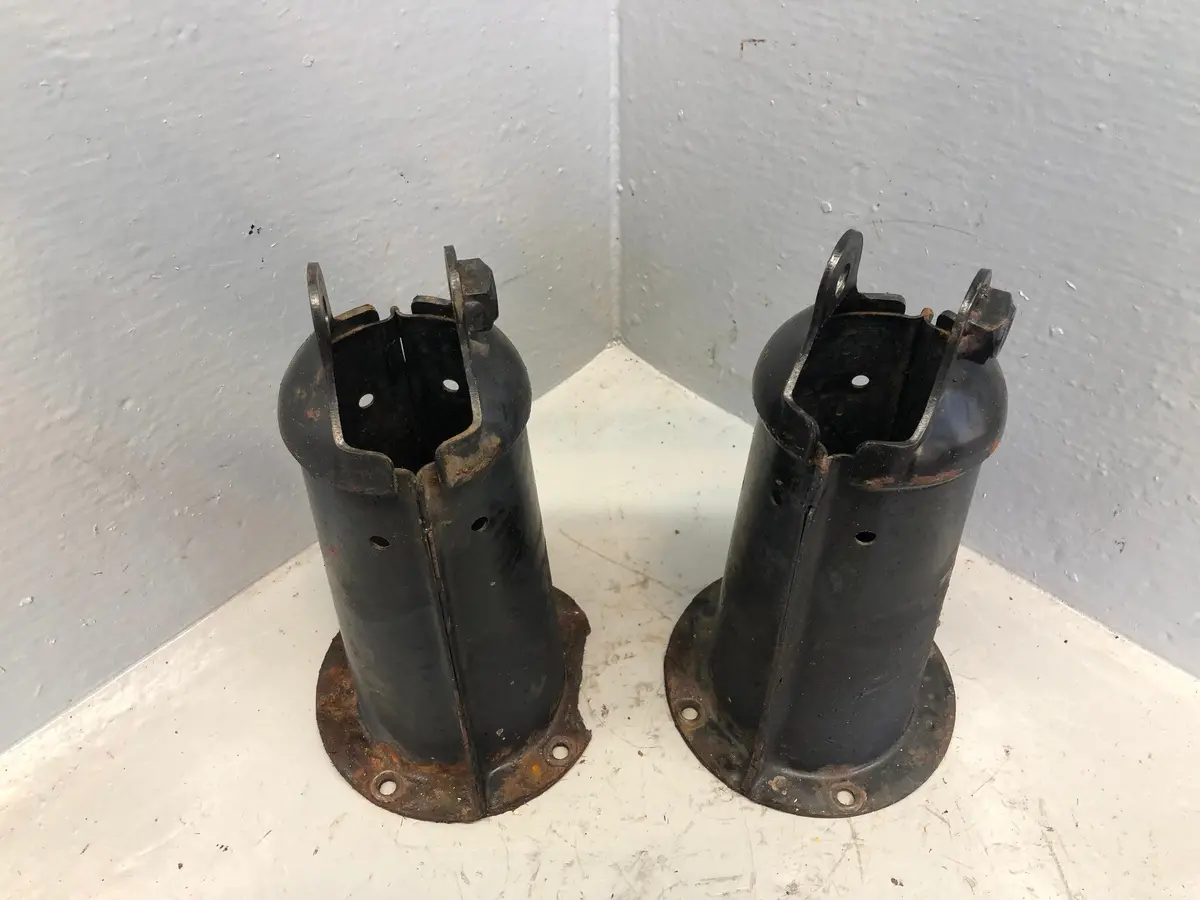 Discovery 2 Front Shock Turrets Pair Kvu101051 Land Rover 1998 To 2004 R19026 1