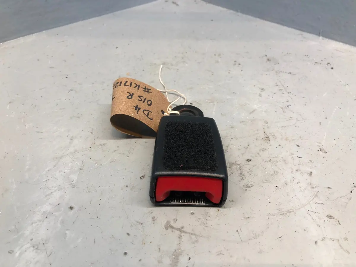 Discovery 4 Seat Belt Buckle Clasp Off Side Rear Land Rover 2009 To 2016 Type 1 1