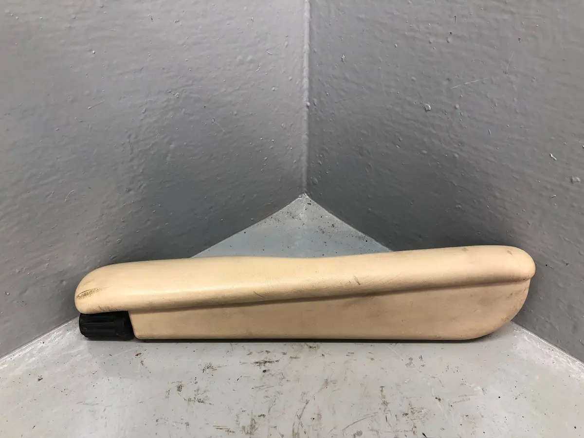 Range Rover L322 Armrest In Parchment Off Side Front 2002 To 2006 R24036 1