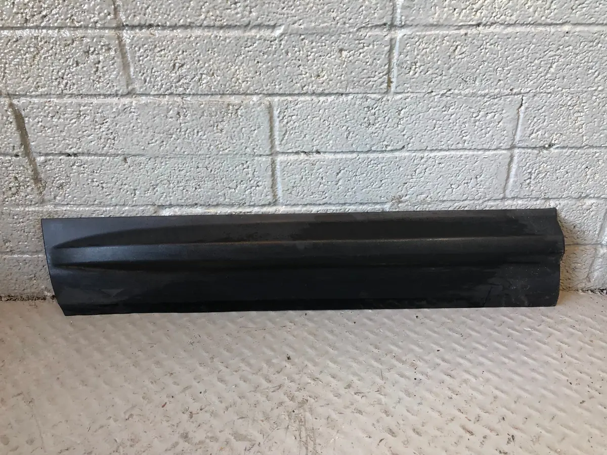 Freelander 2 Door Pod Moulding Trim Land Rover Near Side Front R09125 1