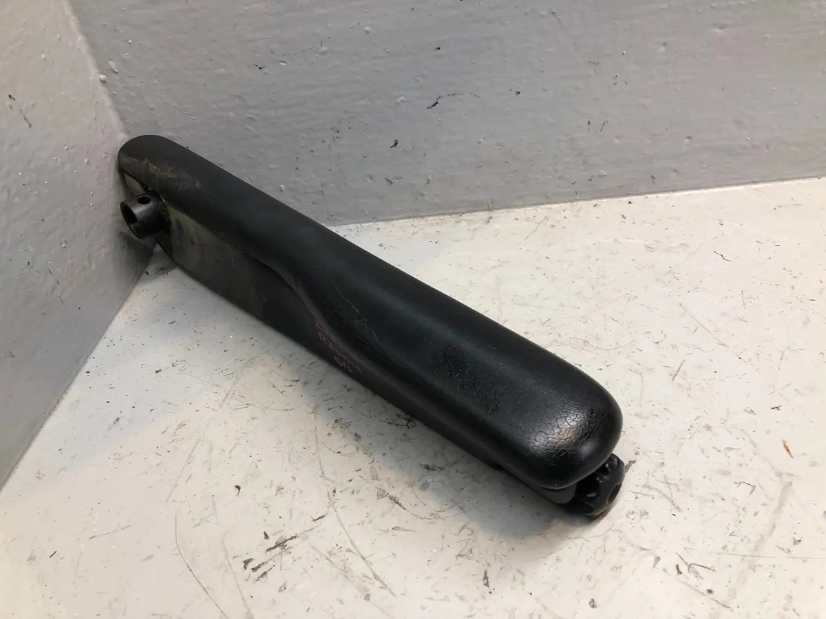 Range Rover L322 Armrest In Black Off Side Front 2006 To 2009 R30016 1