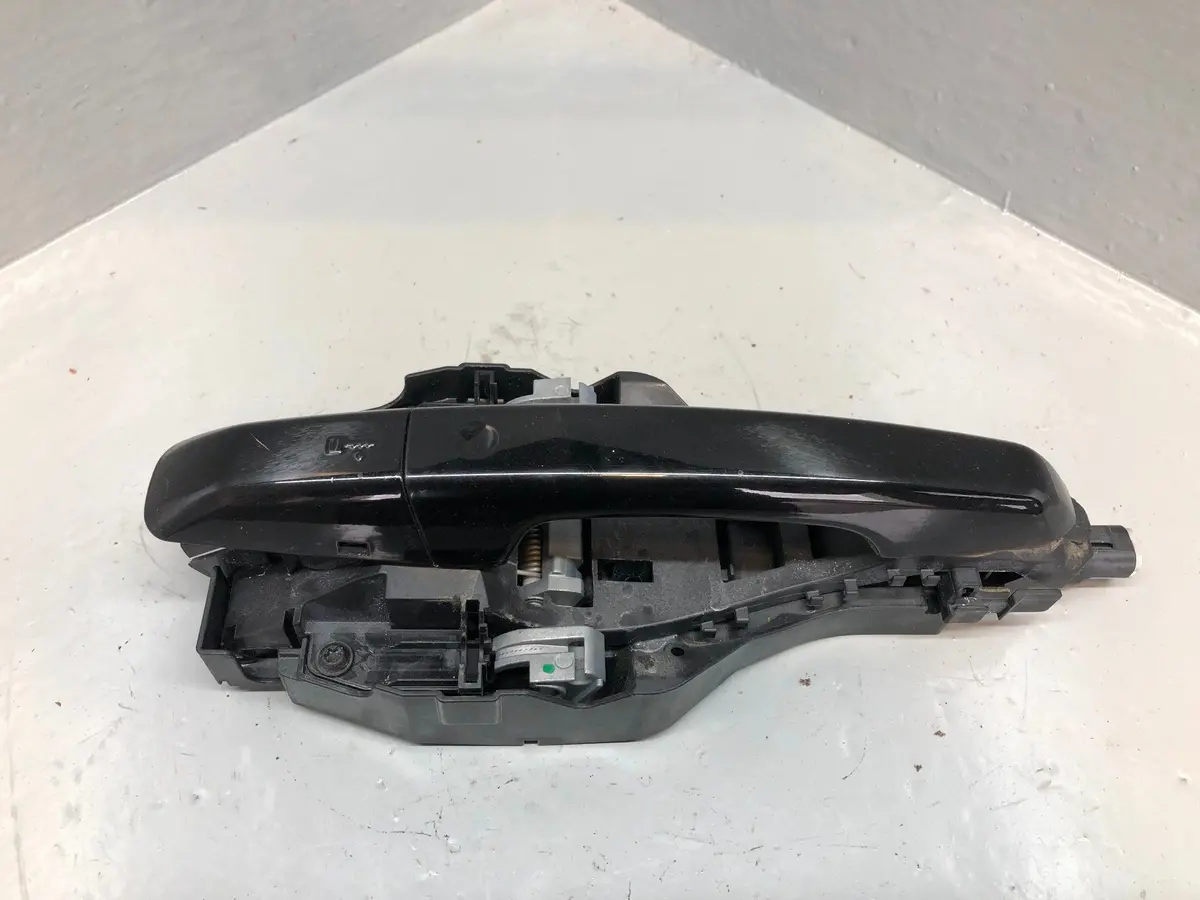 Discovery Sport Door Handle Exterior Off Side Front Santorini Black Land Rover 1