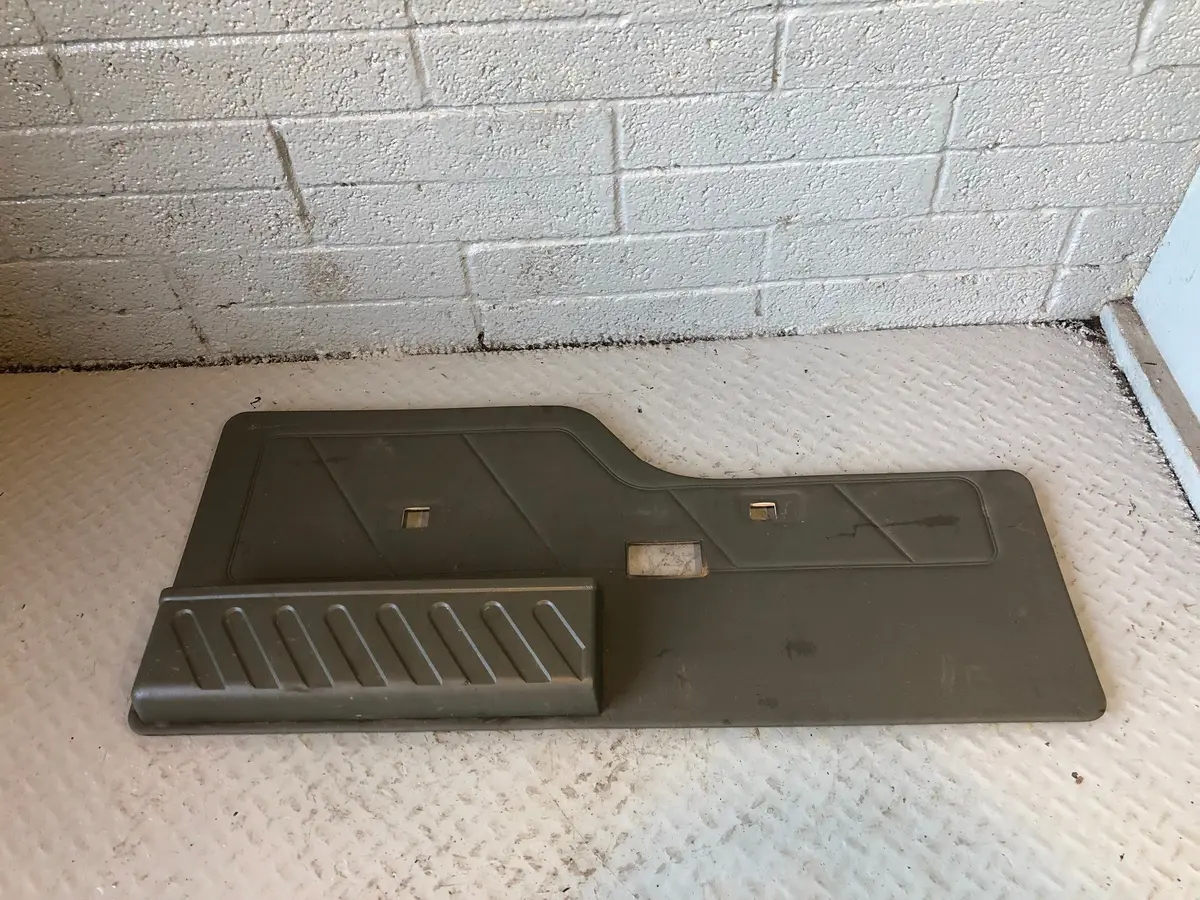 Discovery 2 Tailgate Door Card Interior Grey Land Rover 1998 To 2004 R18125 1