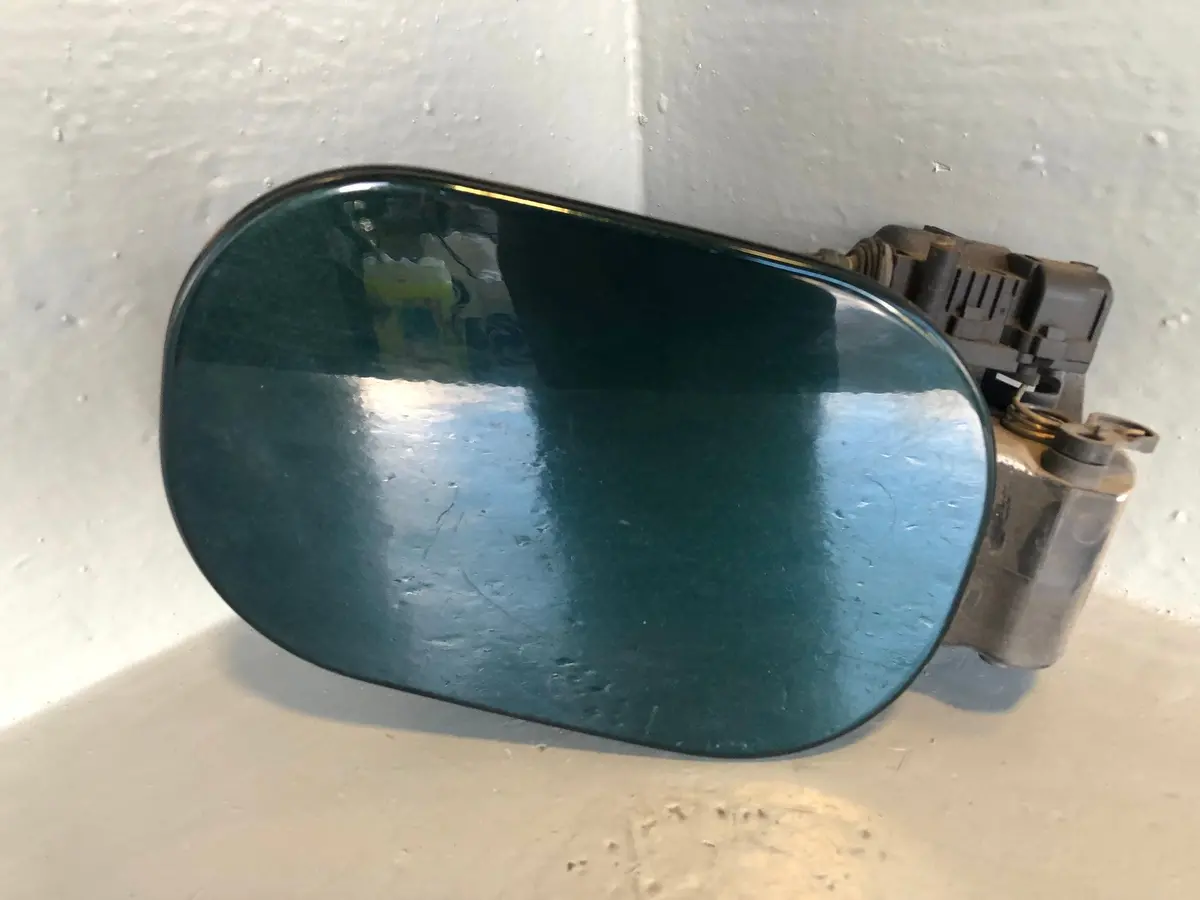Range Rover L405 Fuel Flap Cap Cover And Mechanism In Aintree Green 2013 To 2017 1