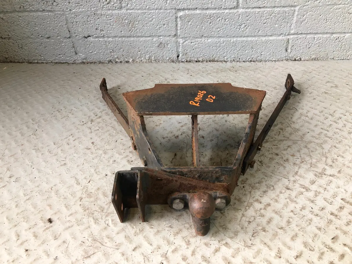 Discovery 2 Tow Bar Land Rover 1998 To 2004 R19026 1