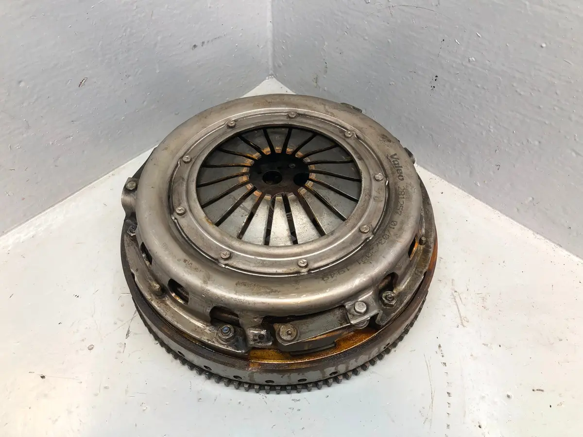Discovery 2 Td5 Dual Mass Flywheel Clutch Plate And Cover L318 Land Rover R19026 2