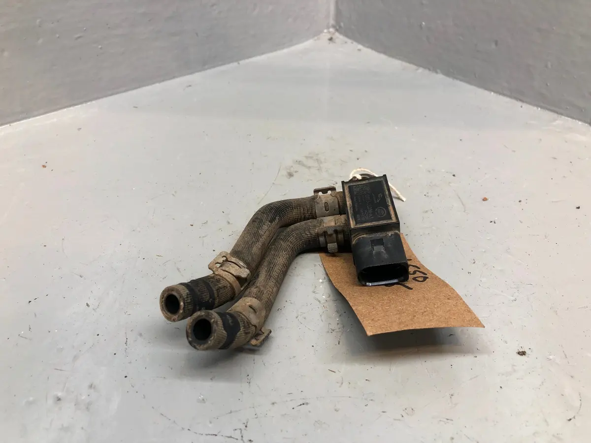 Discovery Sport Dpf Pressure Sensor Gx73-5L200-Aa L550 Land Rover 2016 To 2019 1