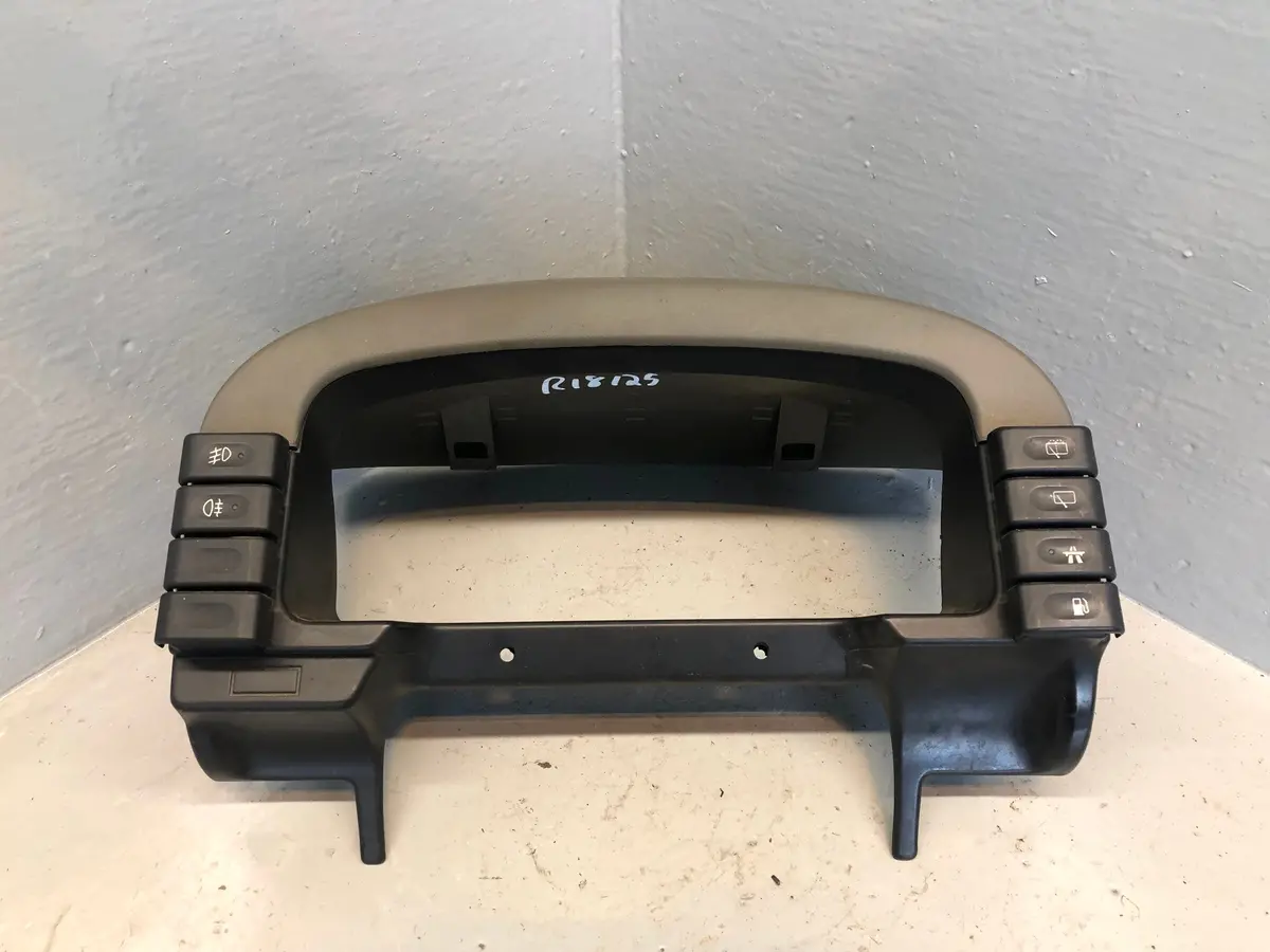 Discovery 2 Instrument Surround Speedo In Tundra Land Rover 1998 To 2004 R18125 1