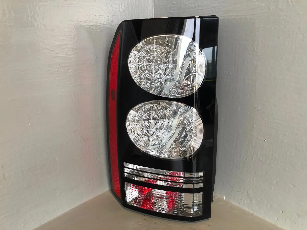 Discovery 4 Rear Light Near Side Tail Lamp Eh22-13405-Aa Land Rover 2014 To 2016 1