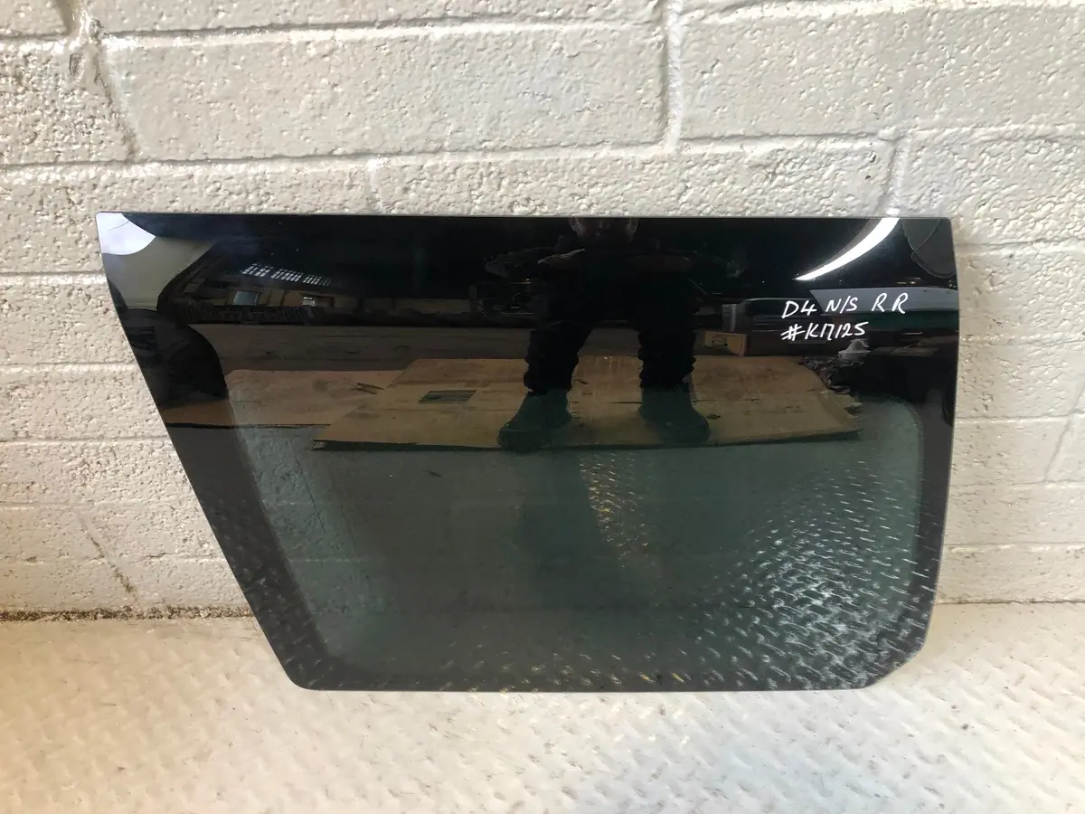 Discovery 4 Window Glass Panel Near Side Rear Land Rover 2009 To 2016 1