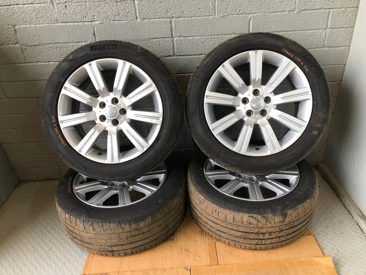 Range Rover L322 Alloy Wheels And Tyres X4 20" 285/45R20 2002 To 2013 L24026 1