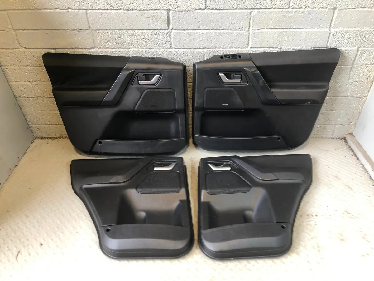 Freelander 2 Door Cards Set Of 4 In Black Cloth Land Rover 2011 To 2014 R06115 1