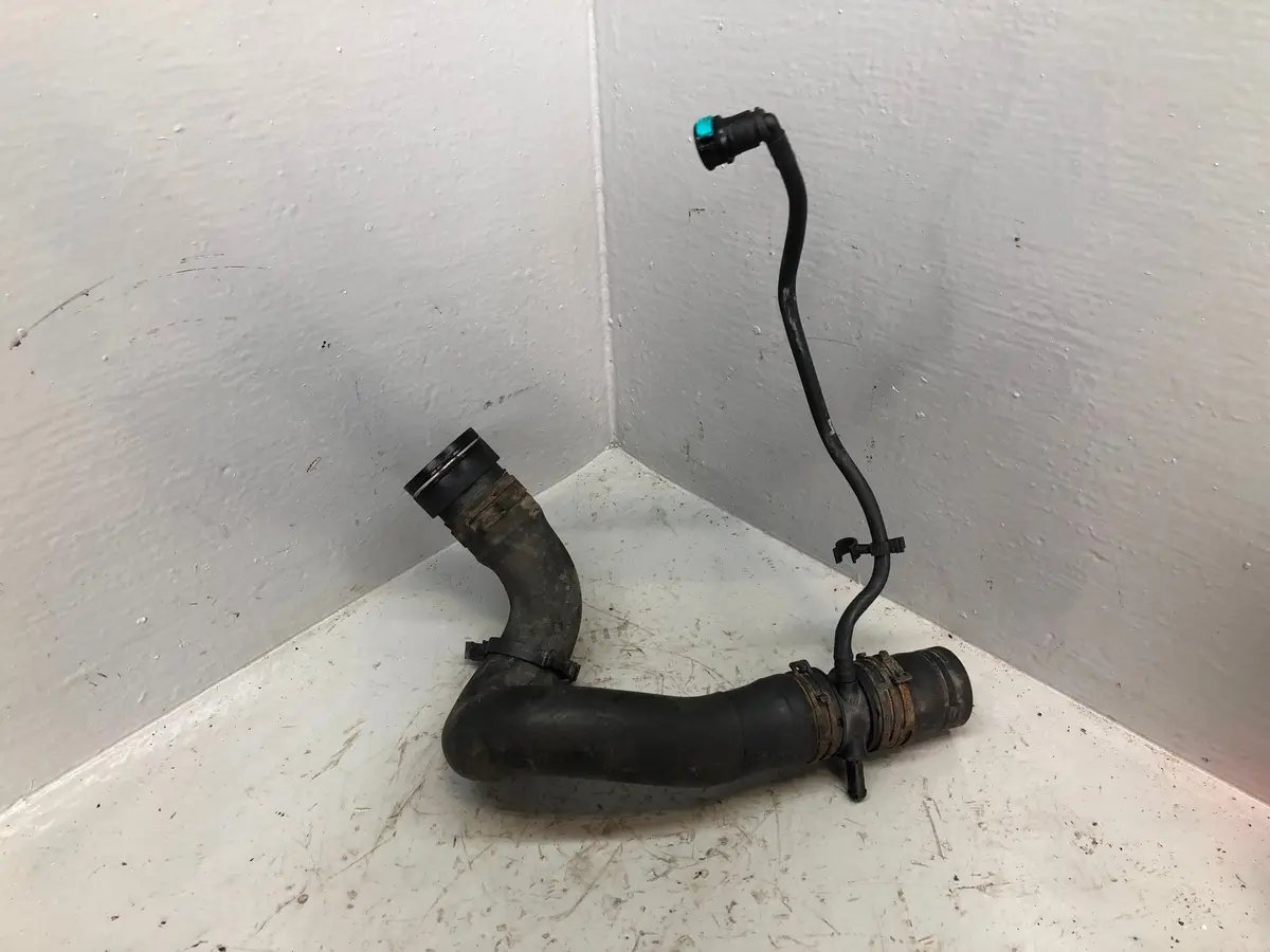 Range Rover L322 Radiator Coolant Top Hose Tdv8 4.4 2010 To 2013 1