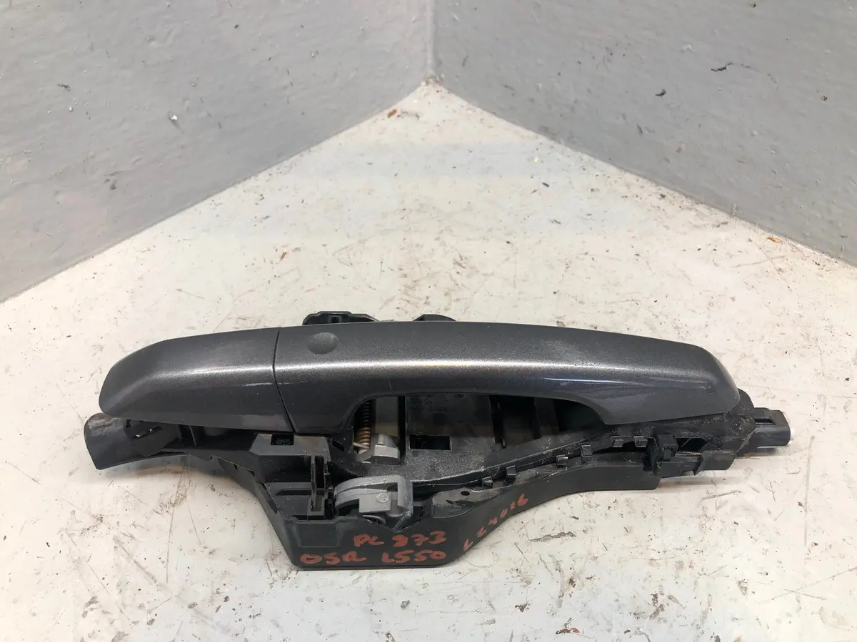 Discovery Sport Door Handle Exterior Off Side Rear Corris Grey Land Rover 1
