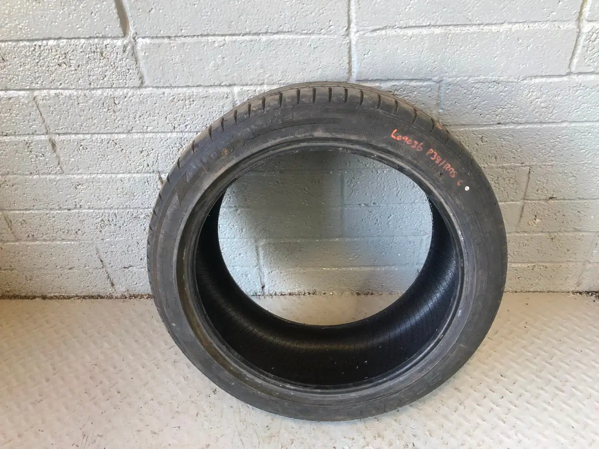 Accelera Iota Part Worn Tyre 275/40Zr20 5Mm Tread 275 40 20 L09036c 1