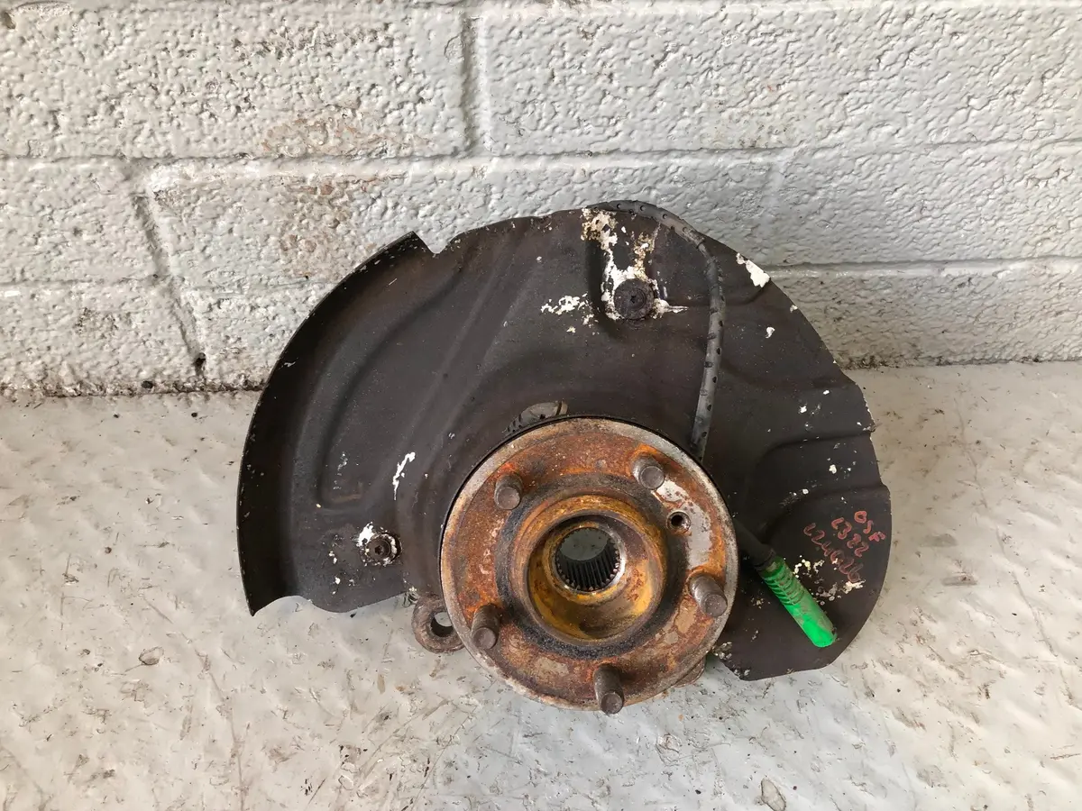 Range Rover L322 Hub Assembly Off Side Front 2009 To 2013 All Models L24026 1