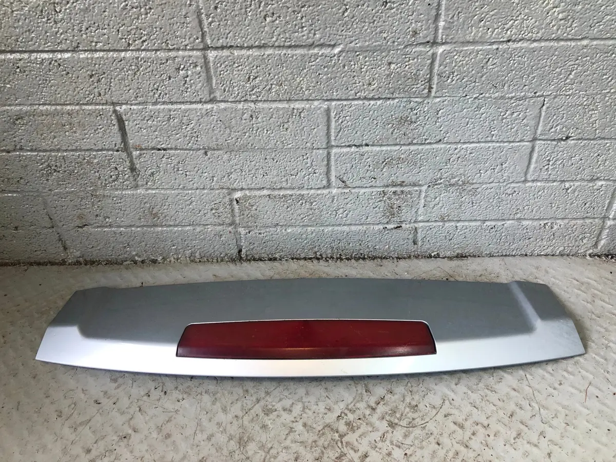 Range Rover L322 Rear Spoiler In Zermatt Silver 2006 To 2012 R30016 1