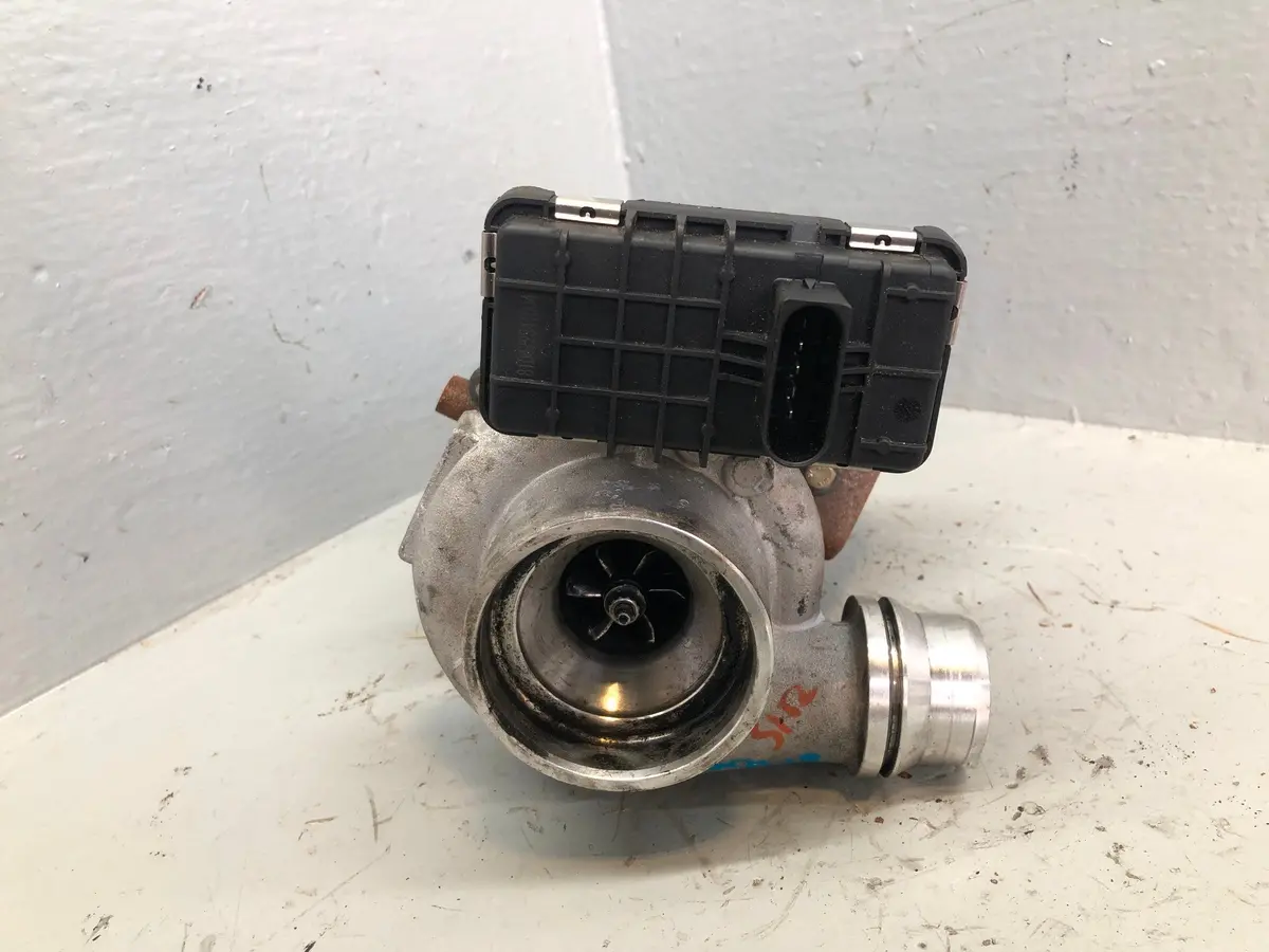 Range Rover Evoque Turbo Charger 2.0D Ingenium 204Dt G6d3-6K682-Ag Spares Repair 1