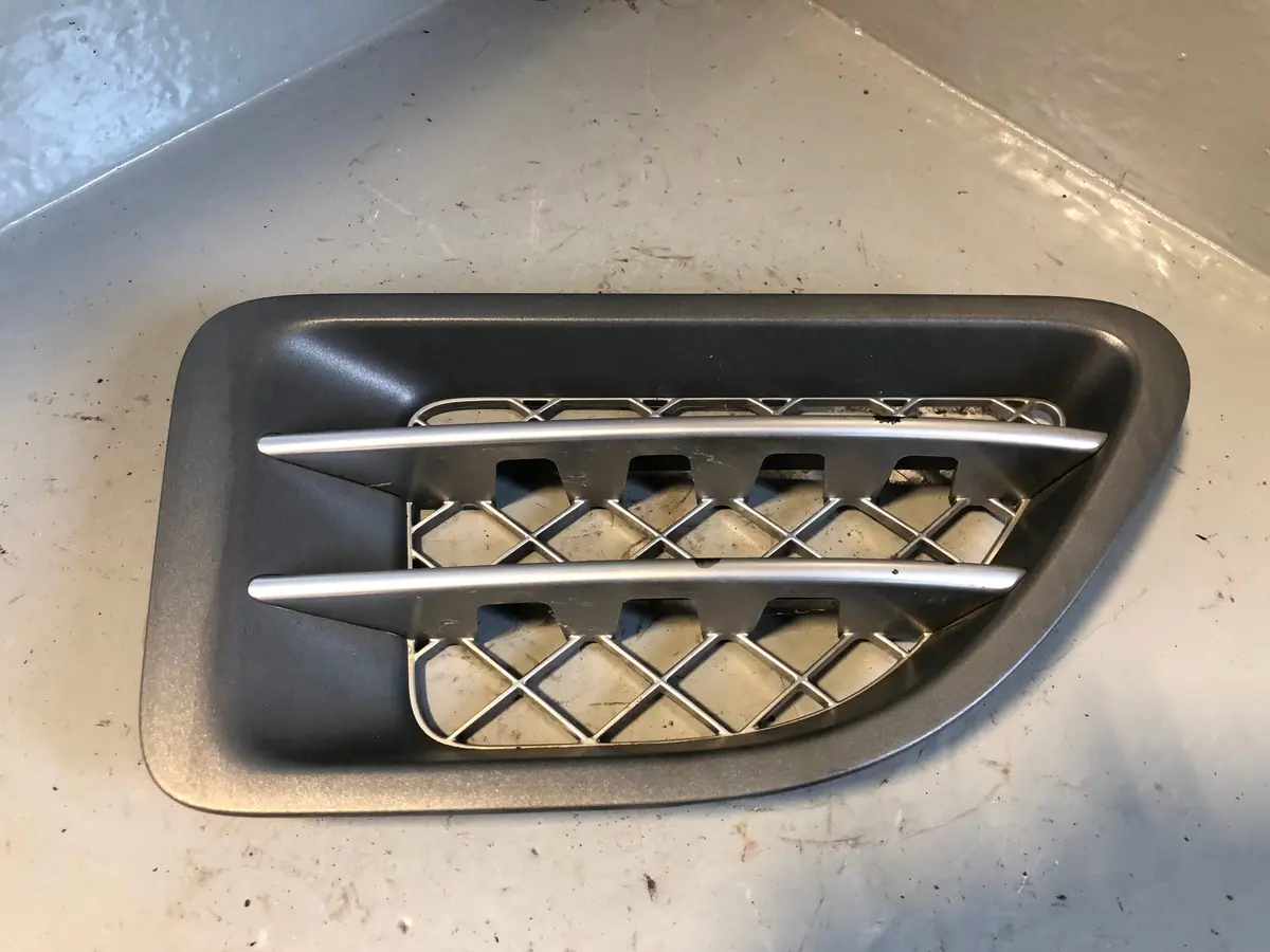 Range Rover Sport Wing Vent Off Side L320 Grey And Silver 2005 To 2009 1