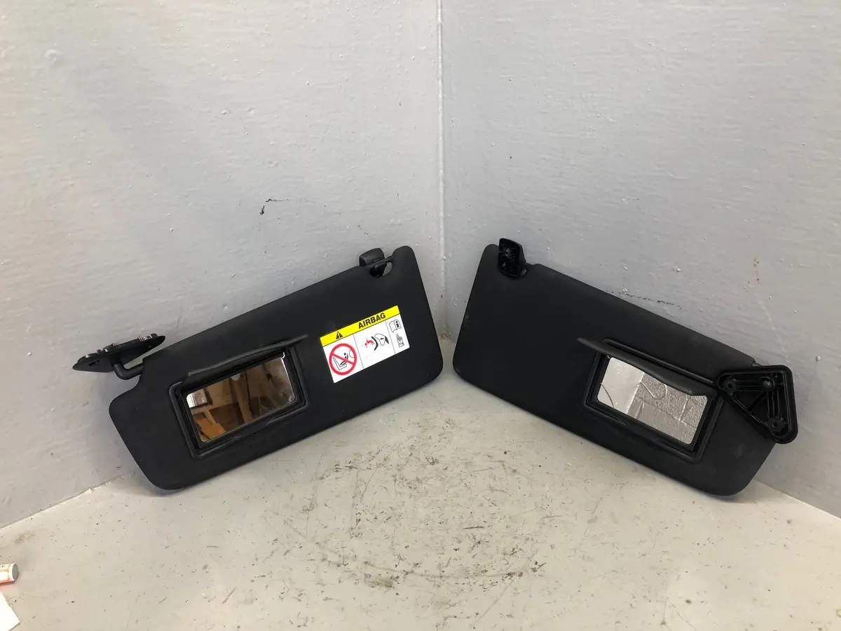 Discovery Sport Sun Visors Illuminated Pair Of In Black L550 Land Rover 1