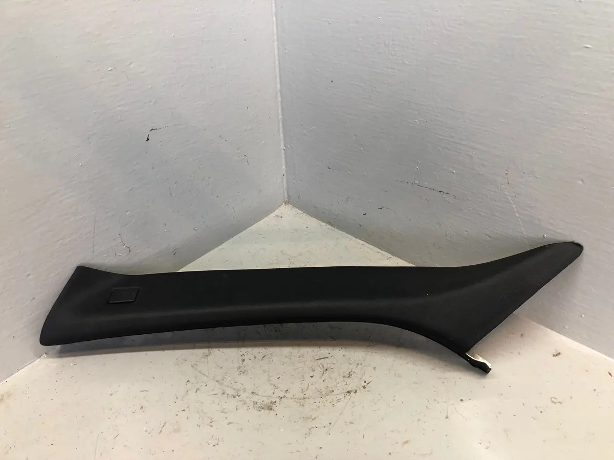 Discovery Sport A Pillar Trim Near Side Left Black Interior L550 Land Rover 1
