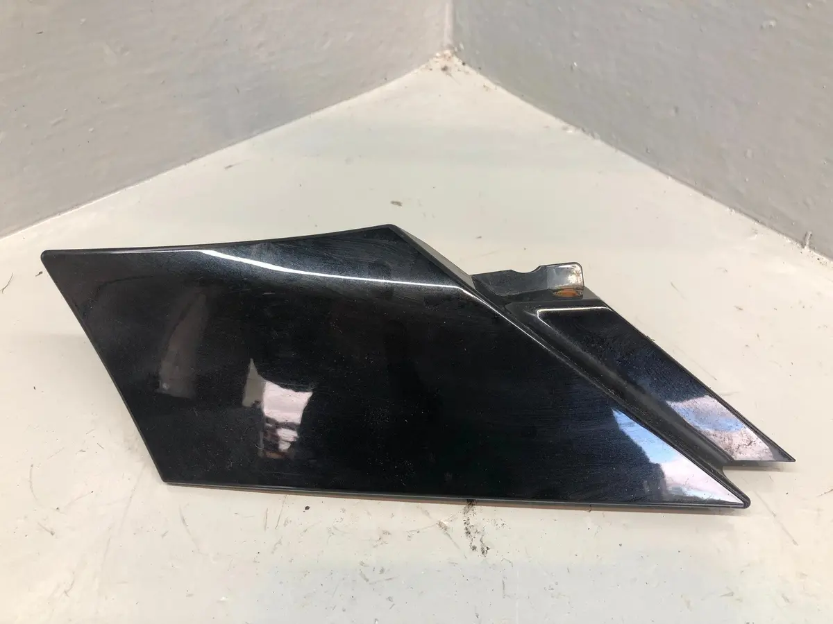 Discovery Sport Wing Trim Off Side Fk72 16D280-Ad L550 2014 To 2019 Land Rover 1