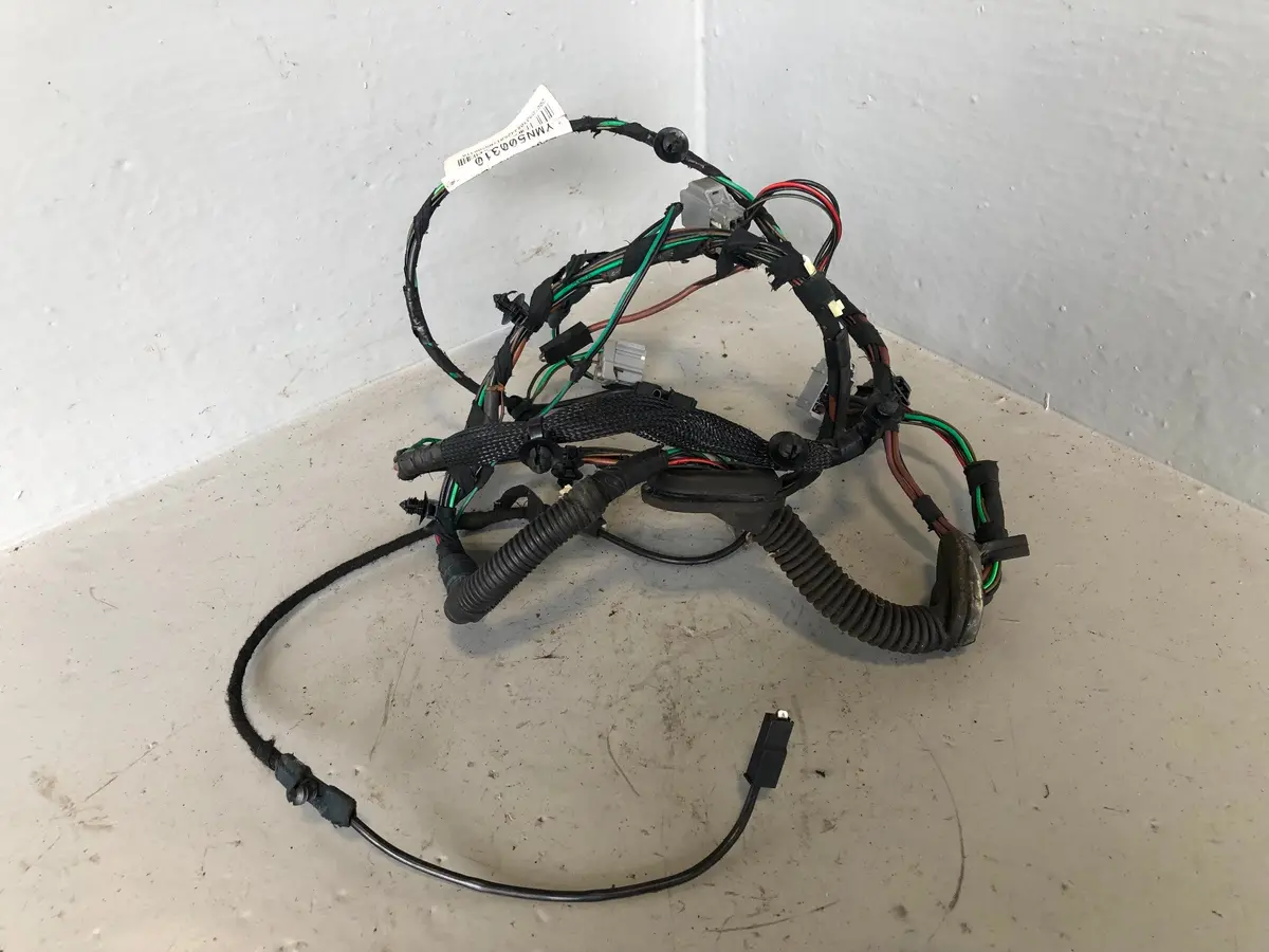 Discovery 3 Tailgate Wiring Loom Upper Ymn500310 Land Rover 2004 To 2009 1