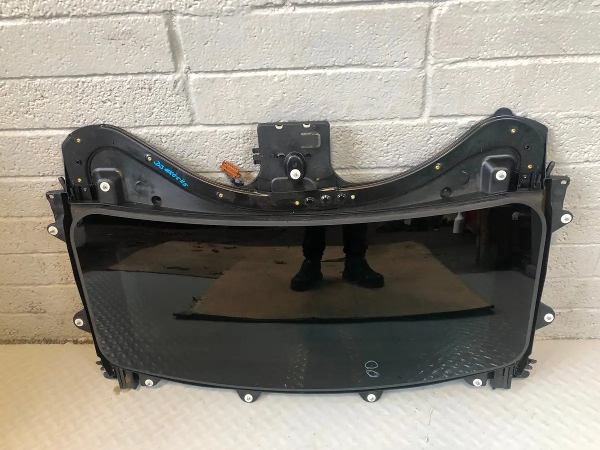 Discovery 3 Sunroof Complete With Motor And Blind Land Rover 2004 To 2009 K05115 1