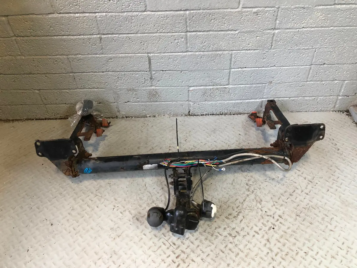 Range Rover L322 Tow Bar Twin Electric Witter R32b 2002 To 2009 L16125 1