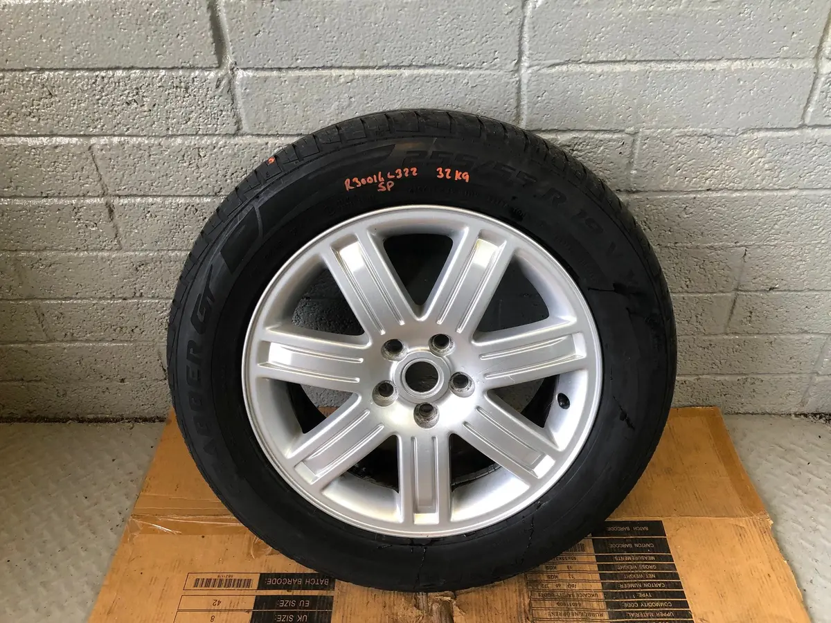 Range Rover L322 Alloy Wheel And Tyre 19" Single 255/55R19 R30016sp 1