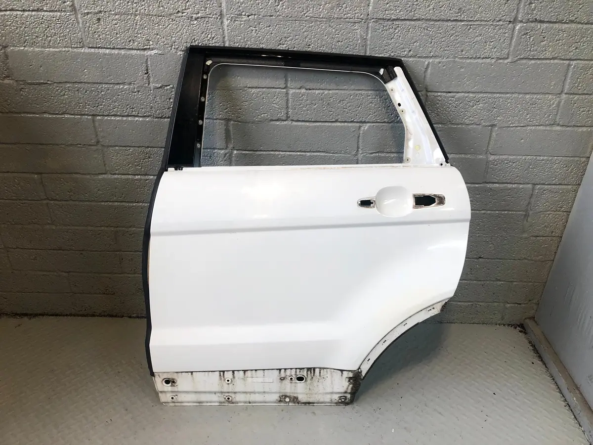 Range Rover Evoque Door Near Side Rear Fuji White Bare L538 2011 To 2018 L10115 1
