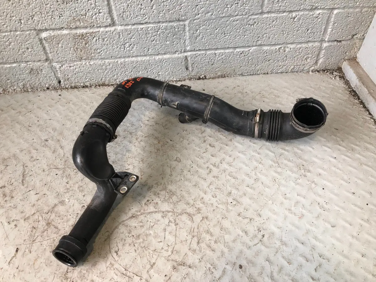 Range Rover L322 Air Intake Pipe 4.4 Tdv8 Bh42-9F876-Da 2010 To 2013 1