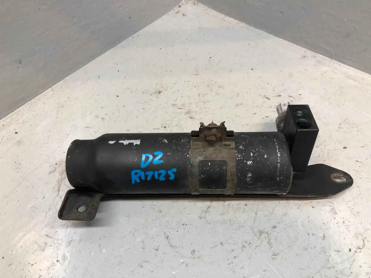 Discovery 2 Air Con Receiver Dryer Unit 2.5 Td5 Land Rover 1998 To 2004 1