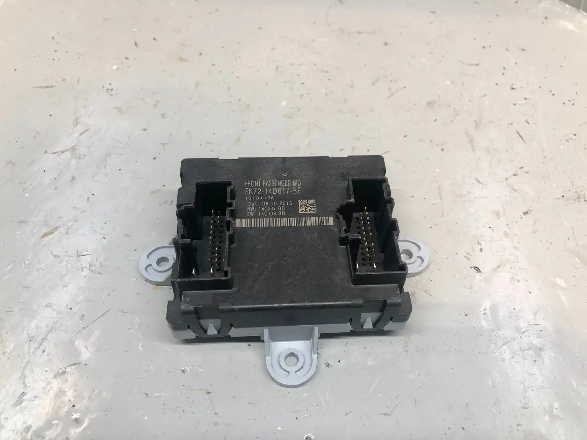 Range Rover Evoque Door Module Near Side Front Fk72-14D617-Be 2011 To 2018 1