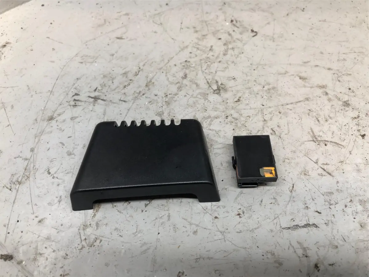 Discovery Sport Rain Humidity Sensor Bj32-18D693-Ba L550 Land Rover 2014 To 2019 1