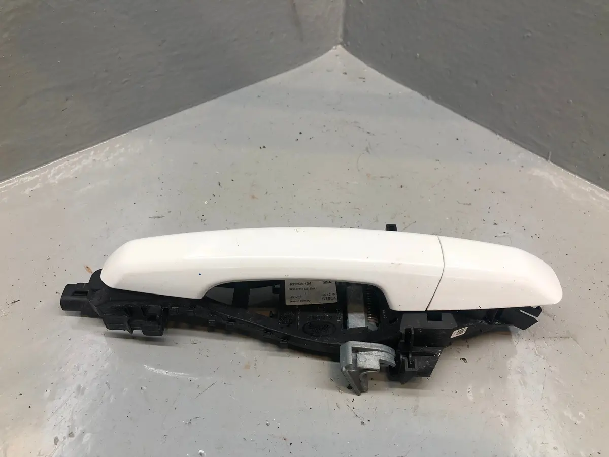 Range Rover Evoque Door Handle Exterior Off Side Rear Fuji White L538 1