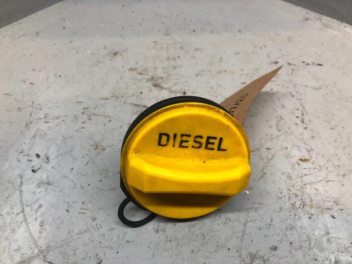 Discovery 4 Fuel Filler Cap Cover Land Rover 2009 To 2016 1